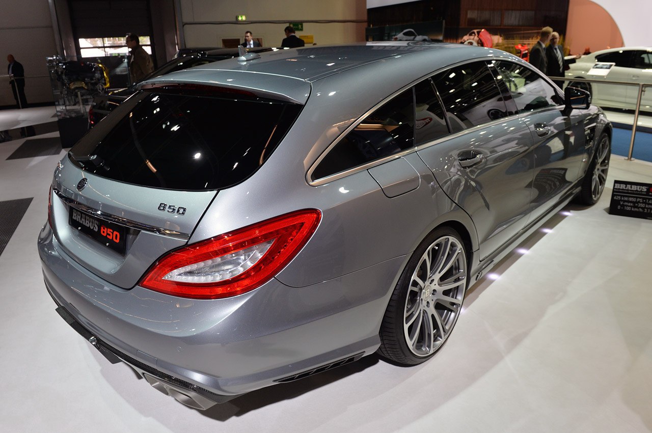   Mercedes-Benz CLS Brabus 850 Shooting Brake 6.0 Biturbo 4MATIC - 3