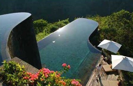 Ubud Hanging Gardens (, ).    The Ubud Hanging Gardens Resort   ... - 2