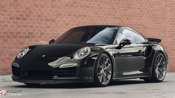 Porsche 911 Turbo S (991) on HRE P101 Wheels