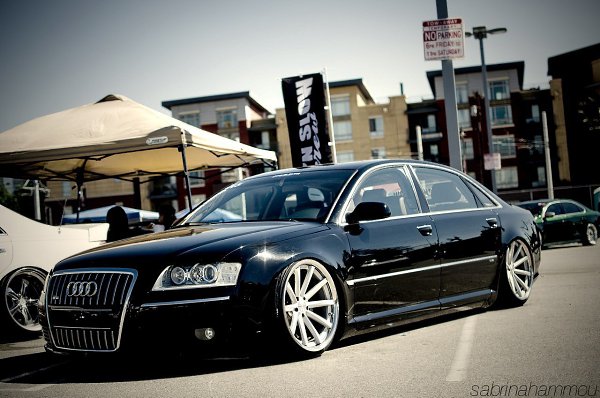 Audi A8 W12