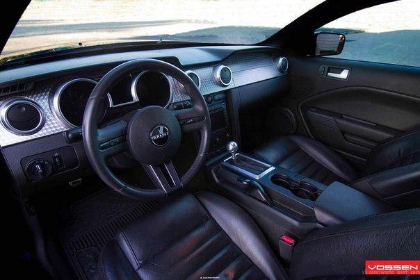 Ford Mustang - 5