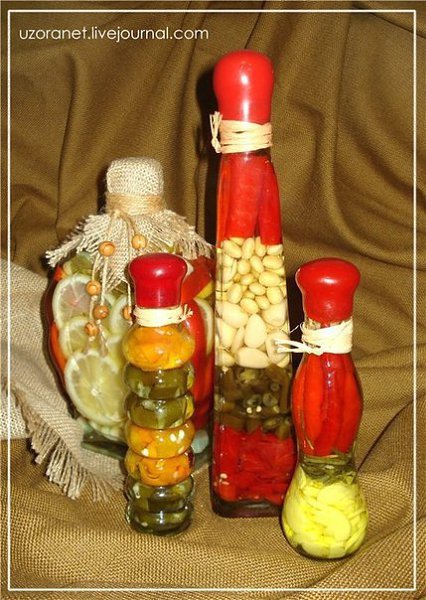 Декоративные бутылки наполняем сами. Вероятно, каждая хозяйка задумывалась: как же можно украсить ...