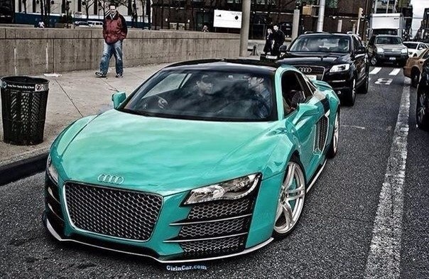 Audi R8