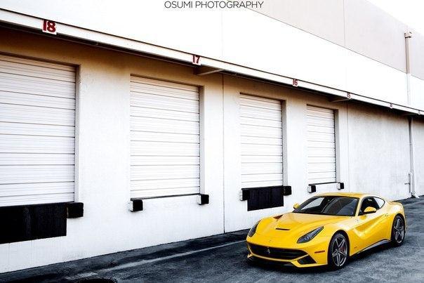 Ferrari F12 Berlinetta - 7