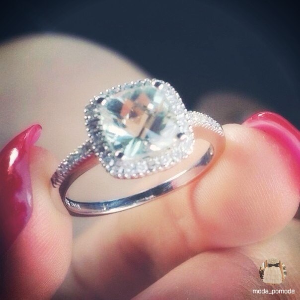    - 8  2015  02:22 - 5