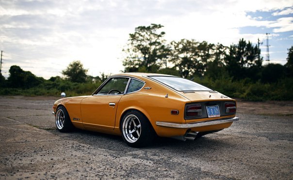 Datsun 240Z - 3