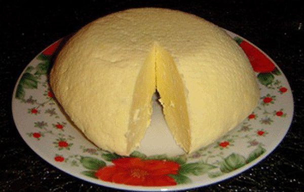 Домашние сыры - 6 рецептов приготовления. Ароматный домашний сыр Ингредиенты: 1л кефира 1л молока 6 ...