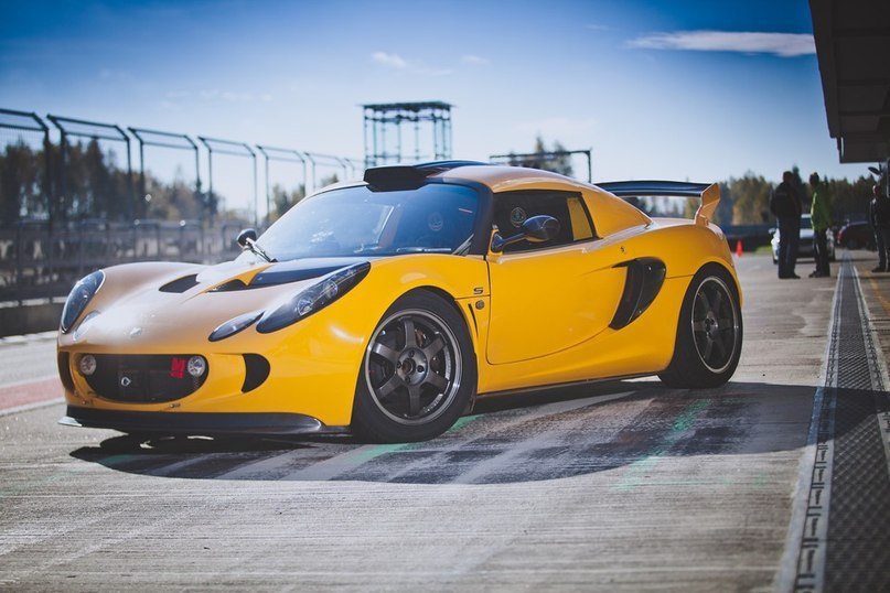 Lotus Exige. - 4