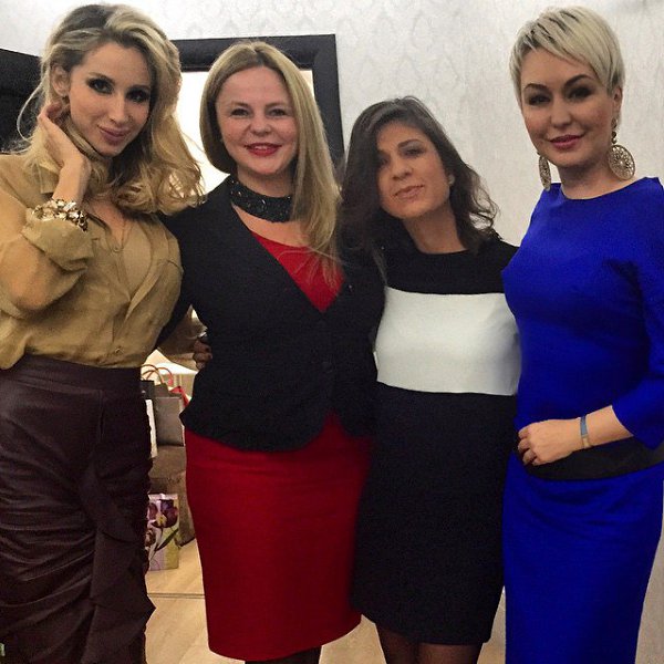 Перед концертом Гриши Лепса в Крокусе с супер симпатяшками @maya_serikova @lobodaofficial