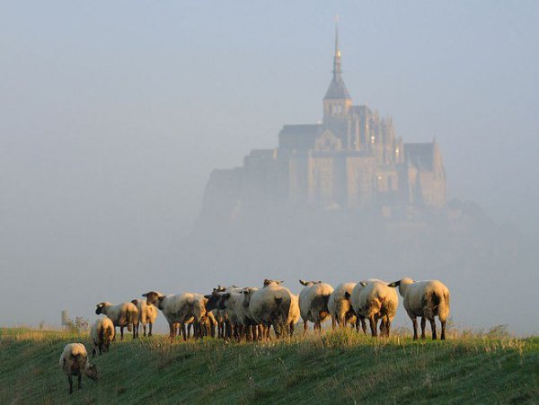 - -- ().-- (. Mont Saint-Michel    ... - 4