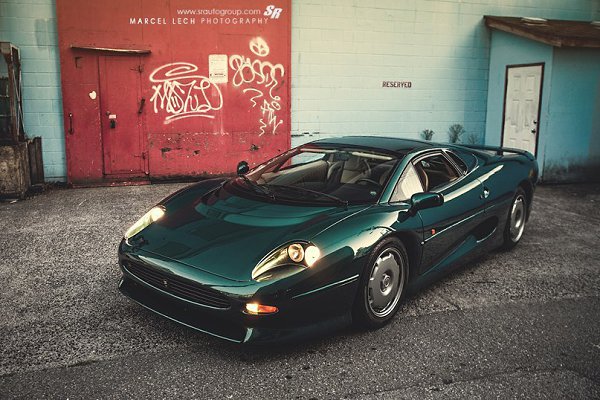 Jaguar XJ220 - 4