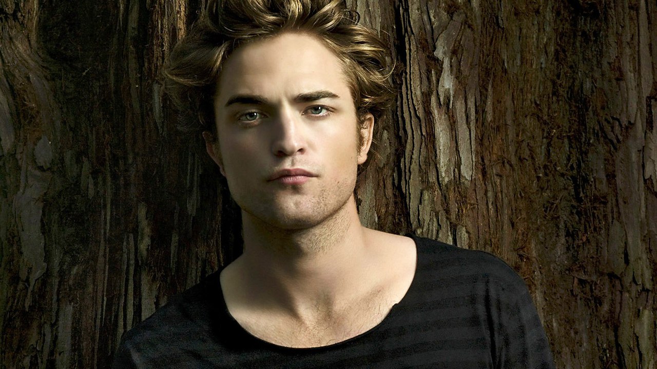 Robert Pattinson ( ) - 2