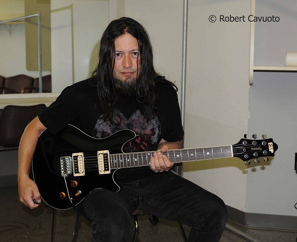     : 22  1962     (Michael Wilton) -  ...