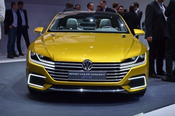 VW Sport Coupe GTE Concept.     VW Passat CC  ... - 7