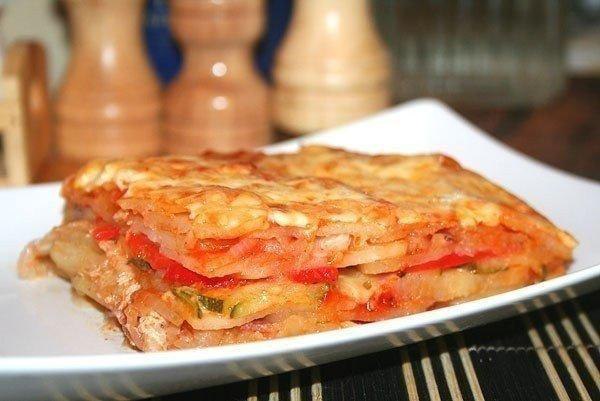 Картофельная запеканка с беконом.Не самое быстрое в приготовлении блюдо, но получается очень ...