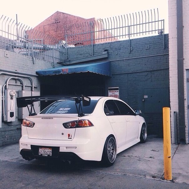 Mitsubishi Lancer Evolution X