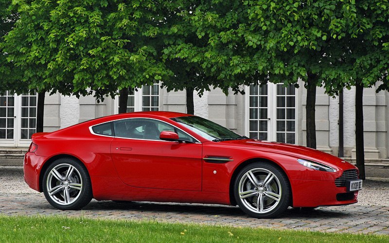 Aston Martin V8 Vantage