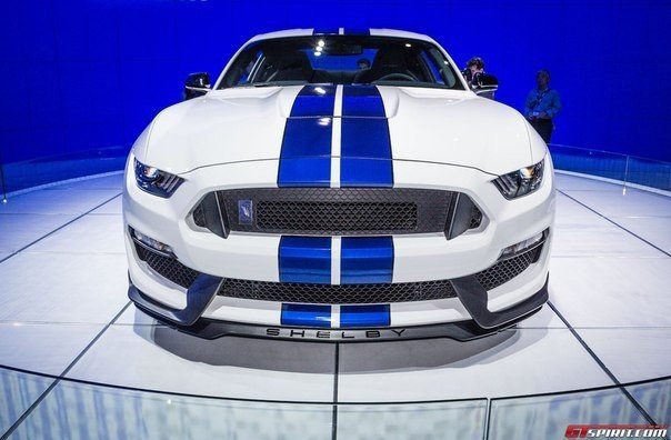 Ford Shelby GT350 Mustang