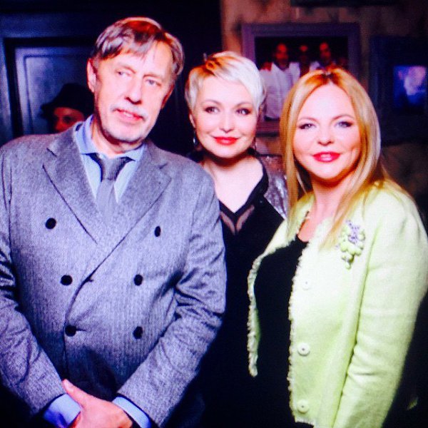 С чудесными Маечкой @maya_serikova и с Александром @alexandernickitin на Др Лепс бара