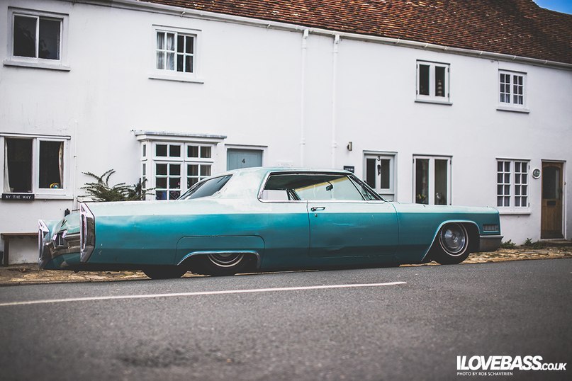 Cadillac De Ville. - 5