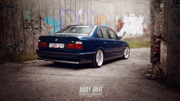 ///M5~E34 - 3