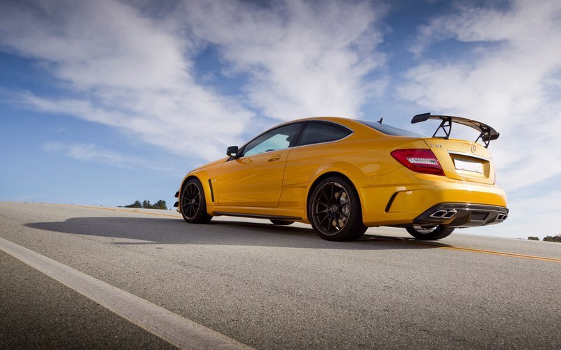 Mercedes-Benz C63 AMG Black Series Coupe. : 6200 . : 7  ... - 8