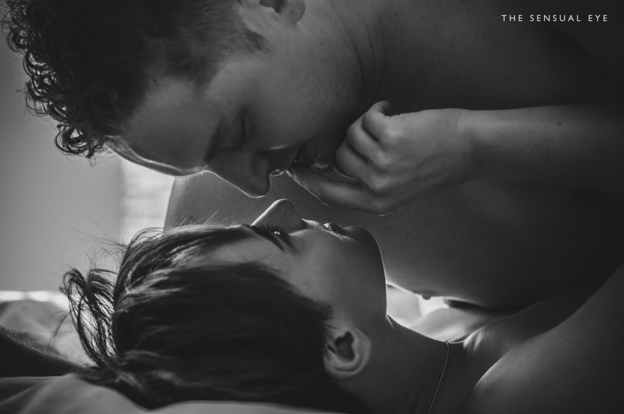 18 +  .   The Sensual Eye     , .   ... - 14
