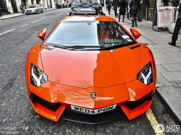 Lamborghini Aventador LP700-4