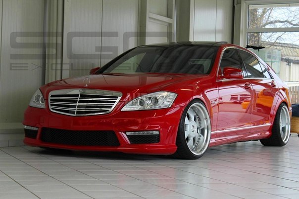 Mercedes-Benz W221 Red - 4