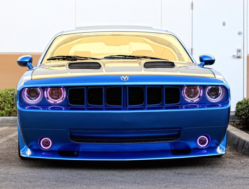 Dodge Challenger.