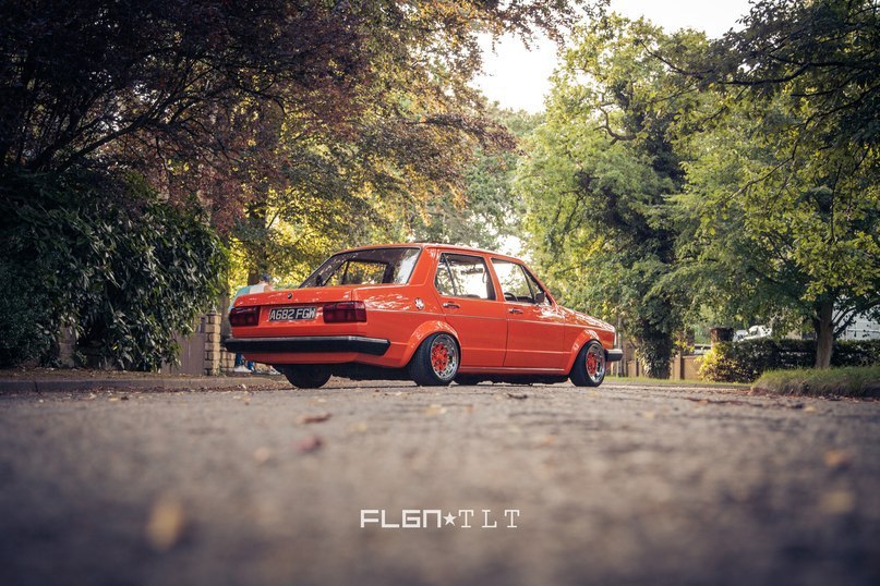 Volkswagen Jetta. - 3
