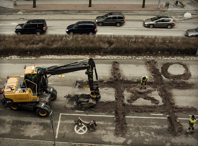   .   (Erik Johansson)    ... - 10