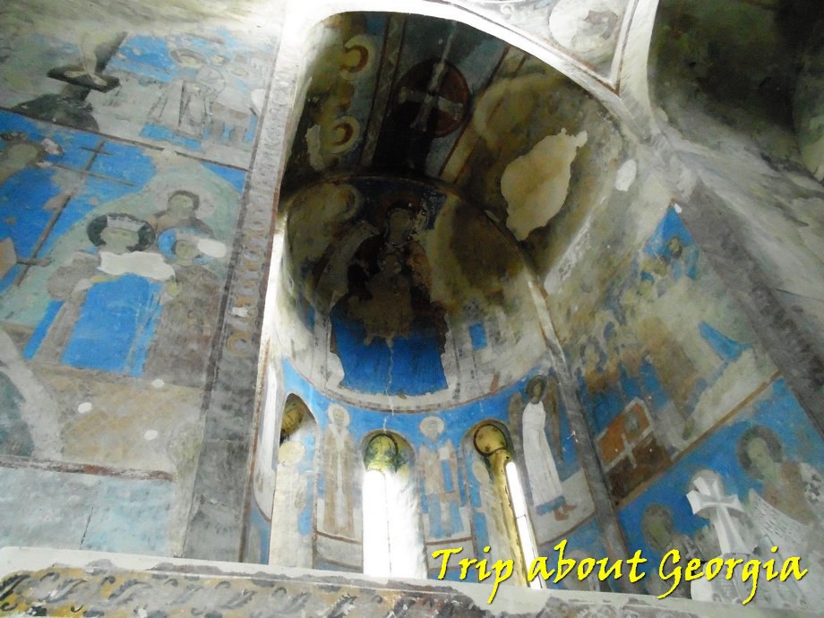 Kinstvisi Cathedral and Monastery (XII-XIII cent; Shida Qartli, Georgia) - 11