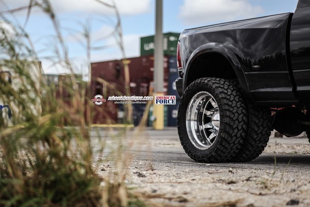 Dodge RAM 3500 - 7