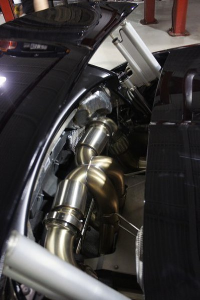 Bugatti Veyron Cutom Rides - 7