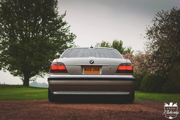 BMW 7-Series. - 5