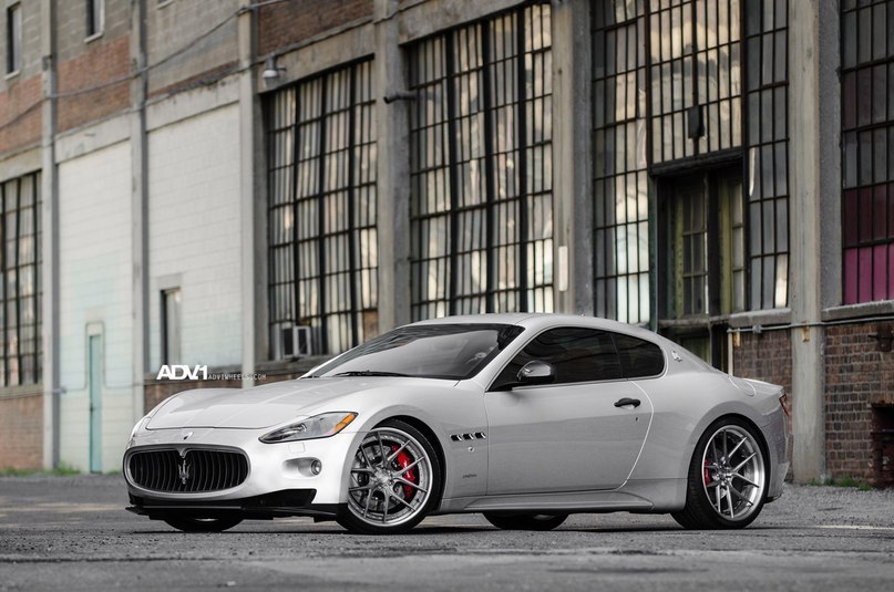 Maserati GranTurismo.