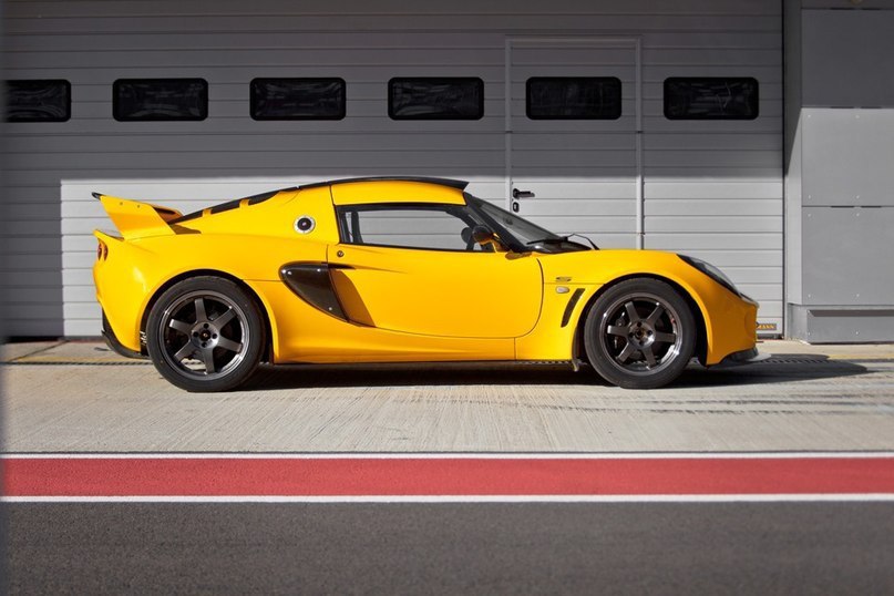 Lotus Exige. - 3