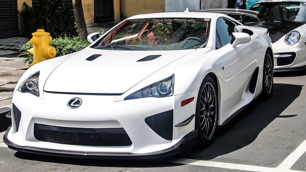 Lexus LFA