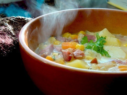 ТОР - 10 ПРОСТО ШИКАРНЫХ ПЕРВЫХ БЛЮД! 1. Вкусный суп с копченостями и кукурузой Ингредиенты: 1-1,5 ...
