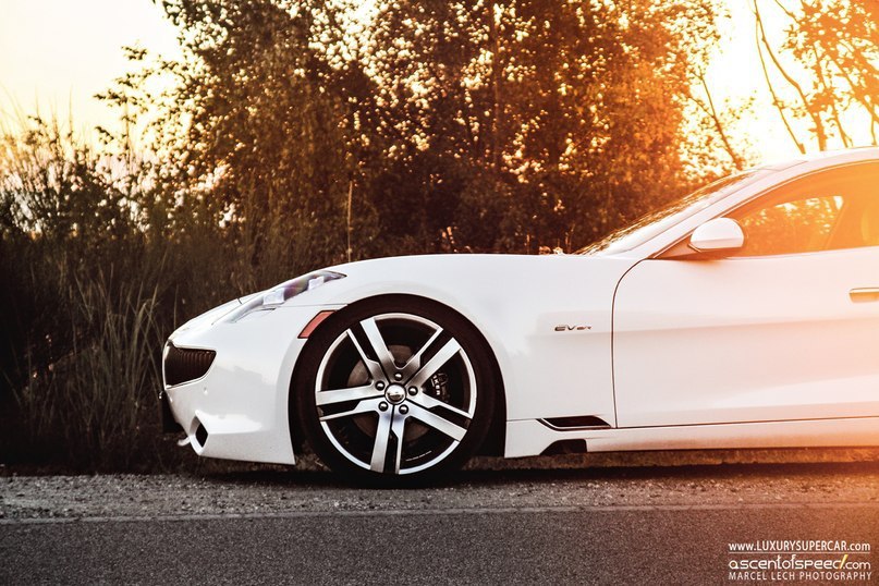 Fisker Karma.