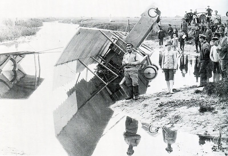    1916 .