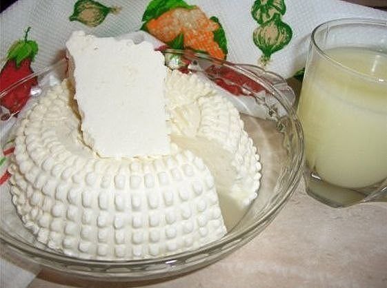 Домашние сыры - 6 рецептов приготовления. Ароматный домашний сыр Ингредиенты: 1л кефира 1л молока 6 ... - 2