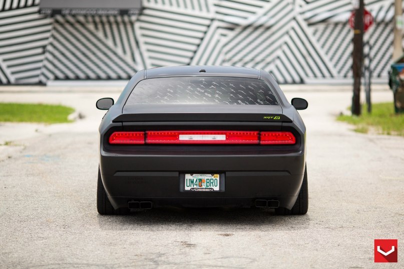 Matte Black Challenger SRT8 - 4