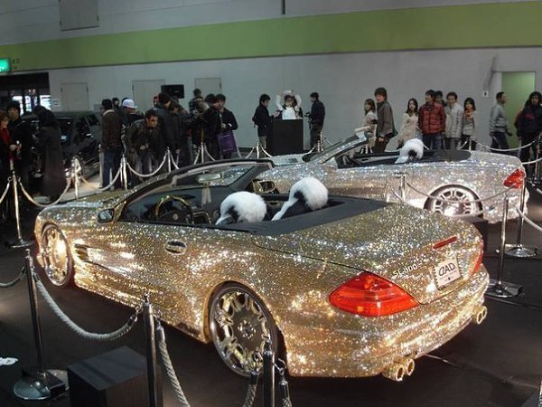 Бриллиантовый Mercedes пока что самый дорогой в мире.