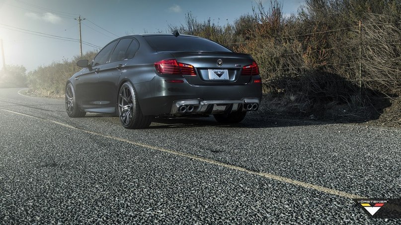 BMW M5 F10 - 6