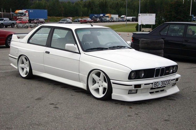 BMW M3 E30