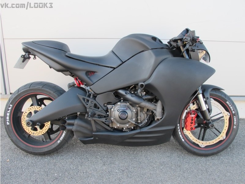 ,    Buell 1125 CR Black Mat. - 2
