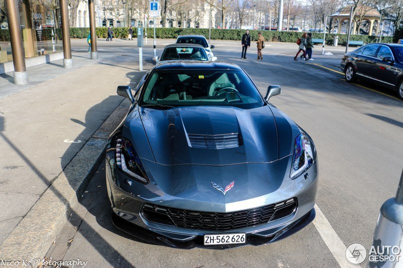 Chevrolet Corvette C7 Stingray - 3