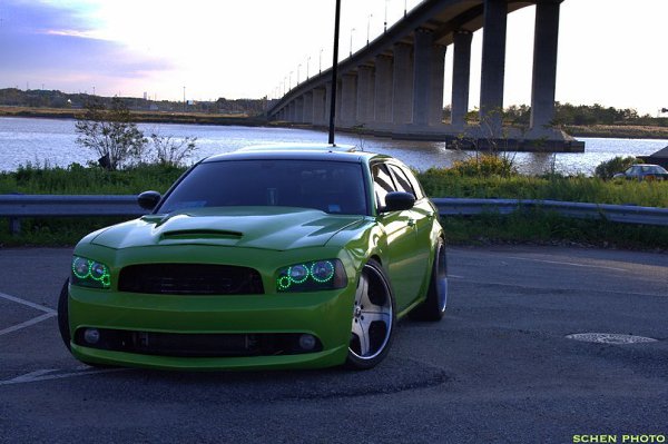 Dodge Magnum srt8 2019